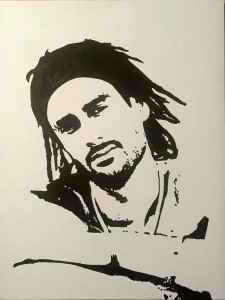 Retrato stencil en blanco y negro del cantante Melendi con badana y rastas.