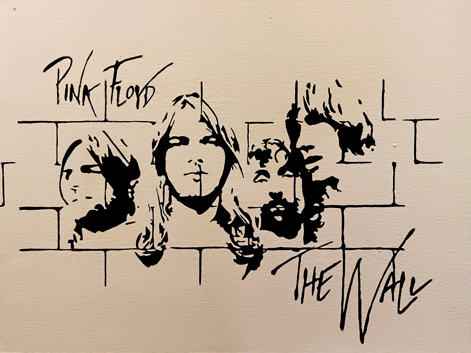 Lee más sobre el artículo Pink Floyd The Wall rostros  (40€)