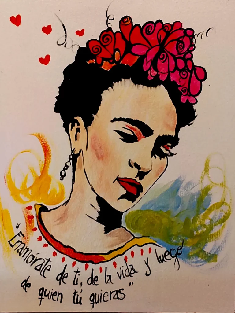 Retrato de Frida Kahlo con corona de flores y frase motivacional pintado sobre fondo blanco