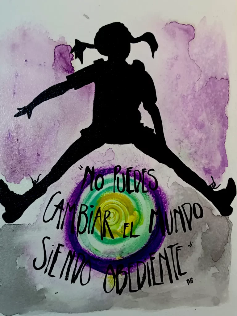 Cuadro con silueta de niña saltando y frase motivadora sobre fondo de acuarelas en tonos violeta y gris.