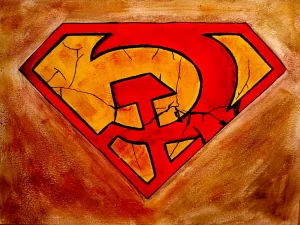 Símbolo de Superman fusionado con la hoz y el martillo en diseño inspirado en Superman Red Son